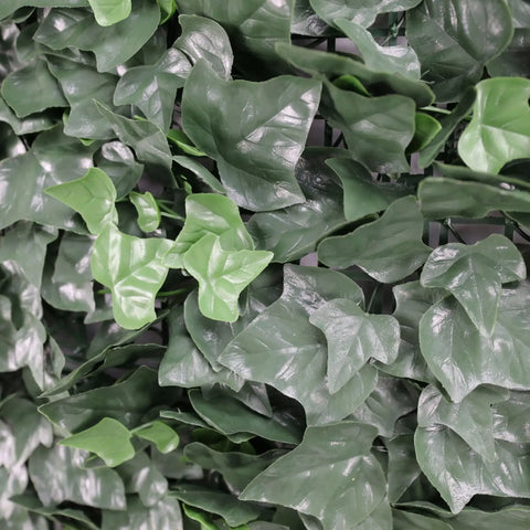Close up image of the leaves on the Artificial Ivy Leaf Hedge 1m x 1m Plant Wall Screening Panel UV Protected